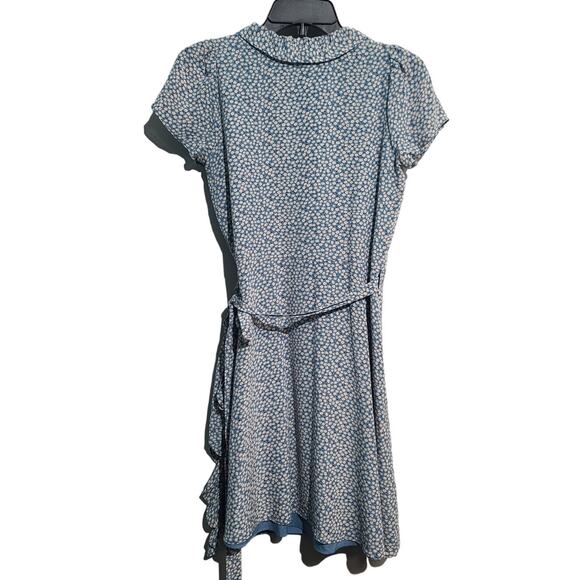 Madewell Silk Ruffle-Edge Wrap Dress in Bitsy Floral - Picture 4 of 7
